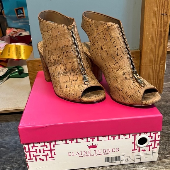 Elaine Turner Dahlia Heels - Picture 1 of 10